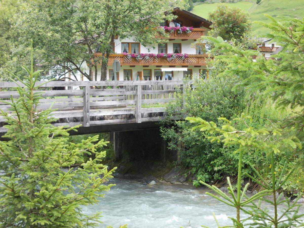 Haus Schoderbock Apartment Sankt Leonhard im Pitztal Bagian luar foto