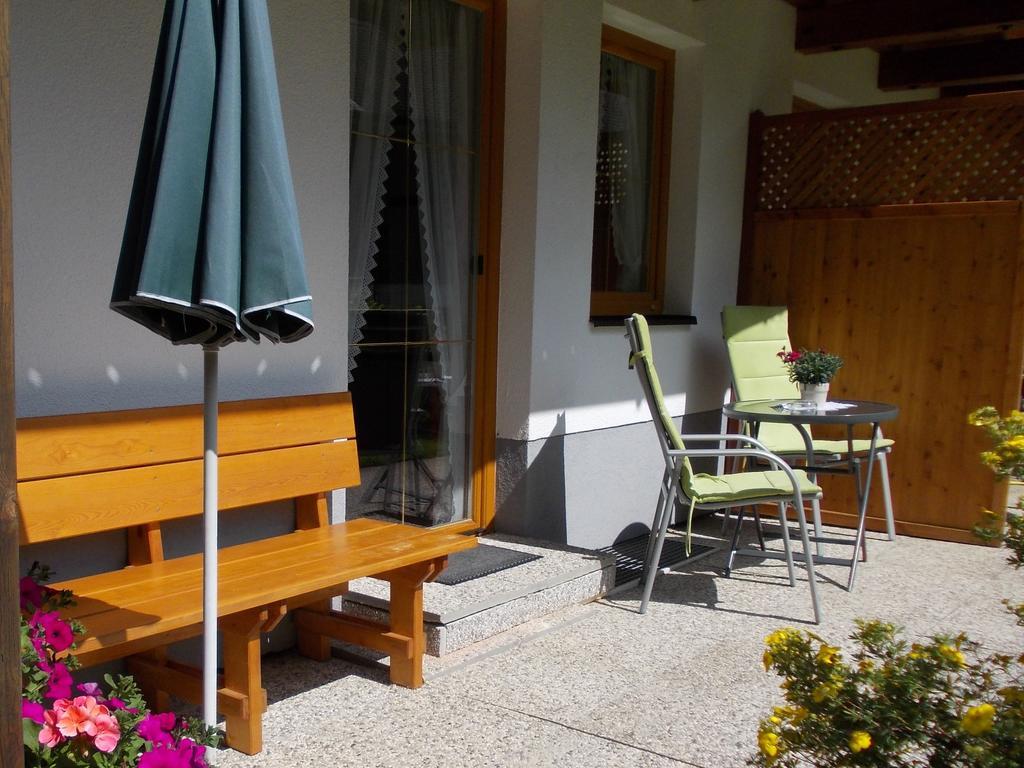 Haus Schoderbock Apartment Sankt Leonhard im Pitztal Bagian luar foto