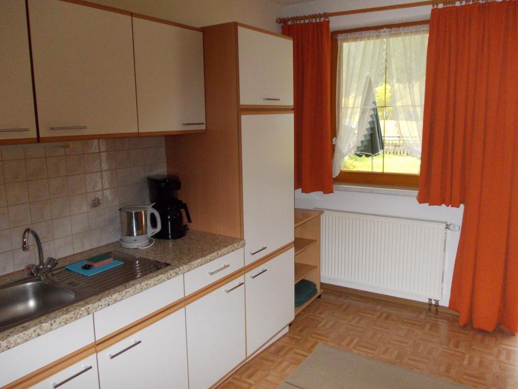 Haus Schoderbock Apartment Sankt Leonhard im Pitztal Bagian luar foto