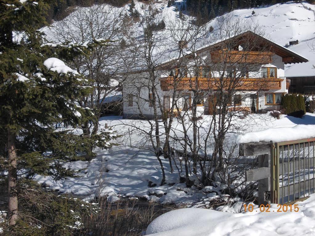 Haus Schoderbock Apartment Sankt Leonhard im Pitztal Bagian luar foto